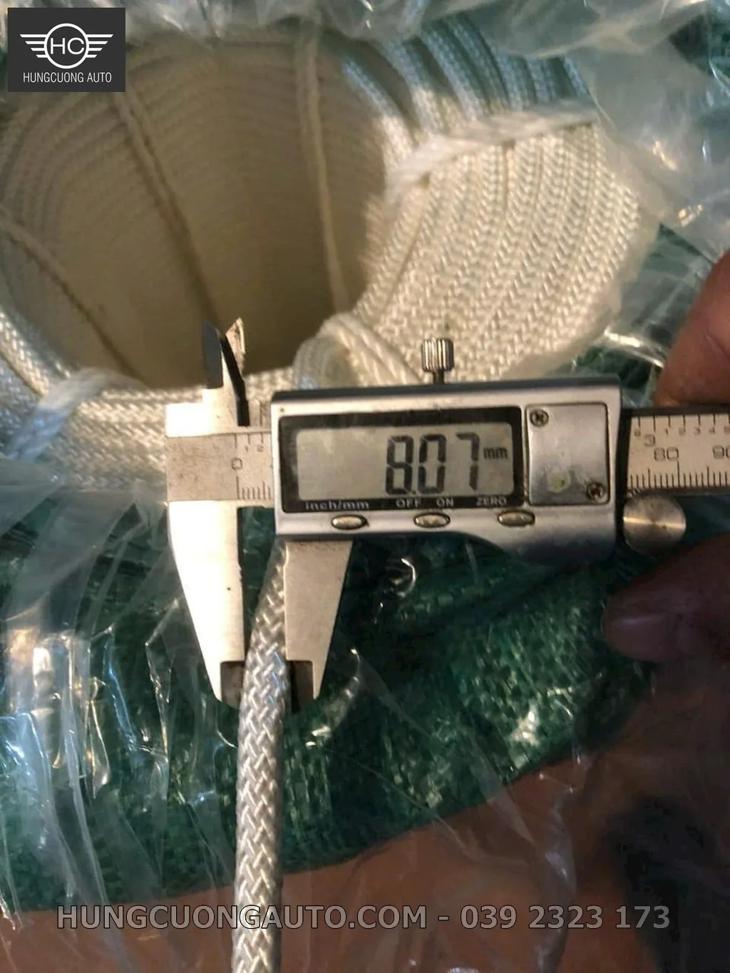 Cuộn chỉ polyester trắng VTD dùng gia công dây và sản phẩm kỹ thuật, phù hợp nội dung “Tổng Kho Dây Dù Hungcuong Auto – Phi 6 Đến Phi 24”