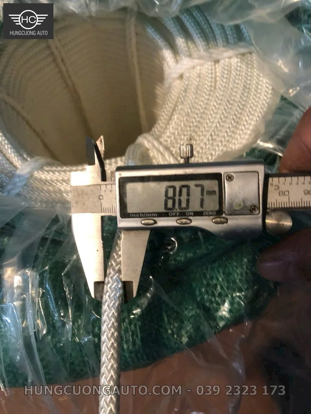 Dây dù Phi 8 kéo bạt ảnh đo đường kính thực tế