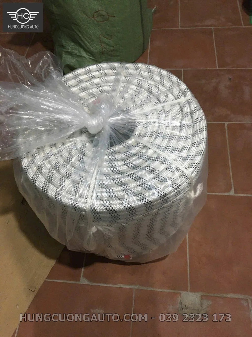 Đóng gói dây dù kéo bạt giao hàng toàn quốc