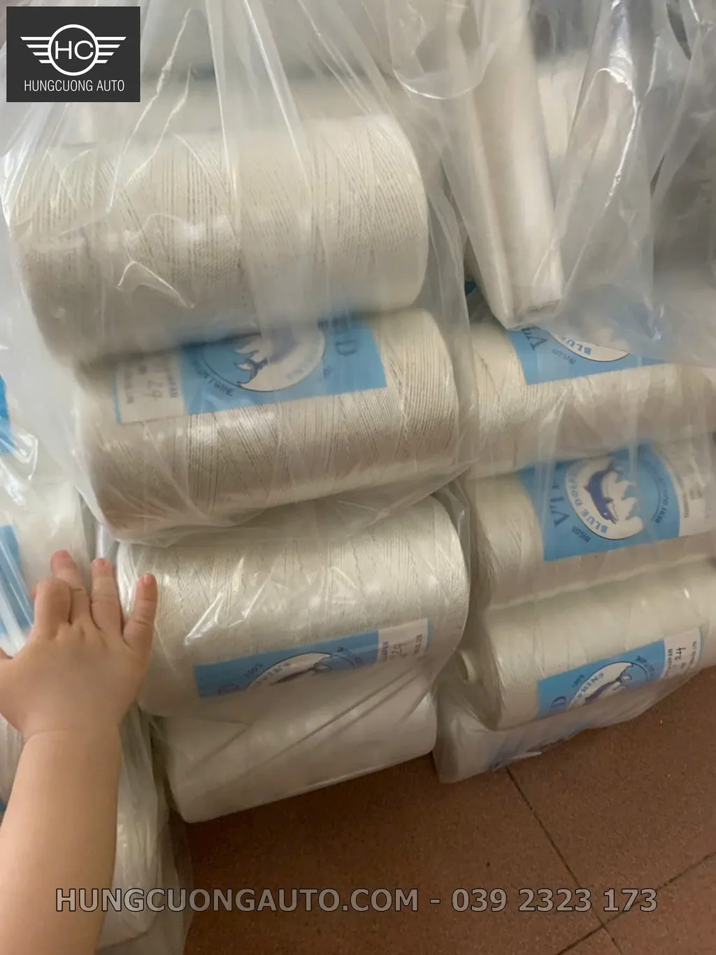 Dây dù được đóng gói sẵn sàng giao hàng toàn quốc, phù hợp nội dung “Cách Bảo Quản Dây Dù Và Tăng Tuổi Thọ Hệ Kéo Bạt”