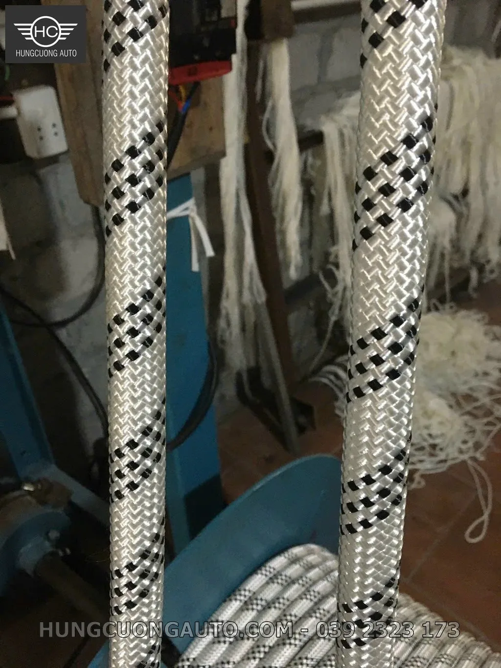So sánh dây dù bông và dây polyester cường lực
