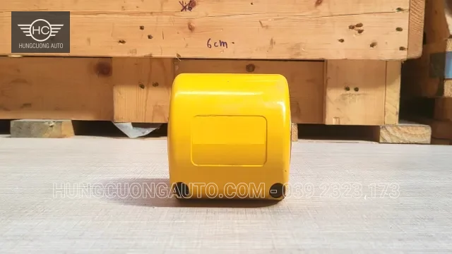 Mặt bên vỏ khớp nối màu vàng