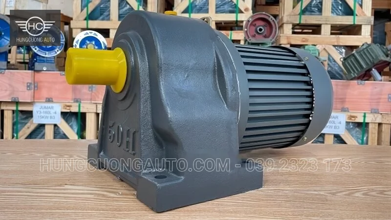 Motor giảm tốc 3 pha 5.5kW 7.5Hp