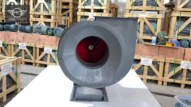 Mặt hút quạt thổi ly tâm, thấy cánh quạt bên trong