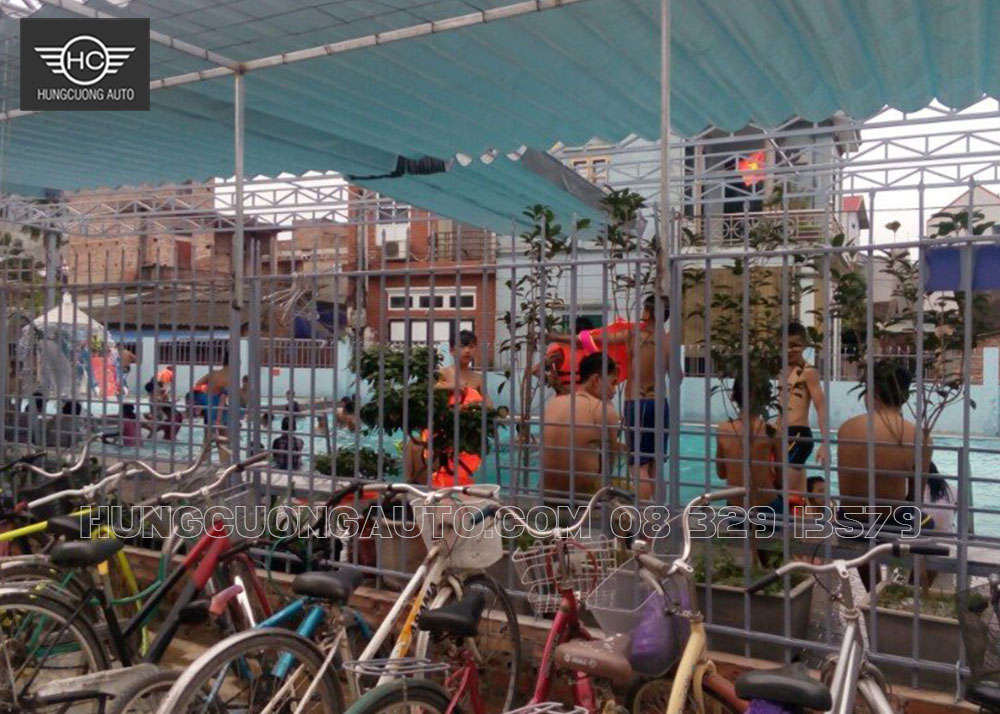 Thi công mái xếp tại bể bơi Việt Hưng Đông Anh, Hà Nội