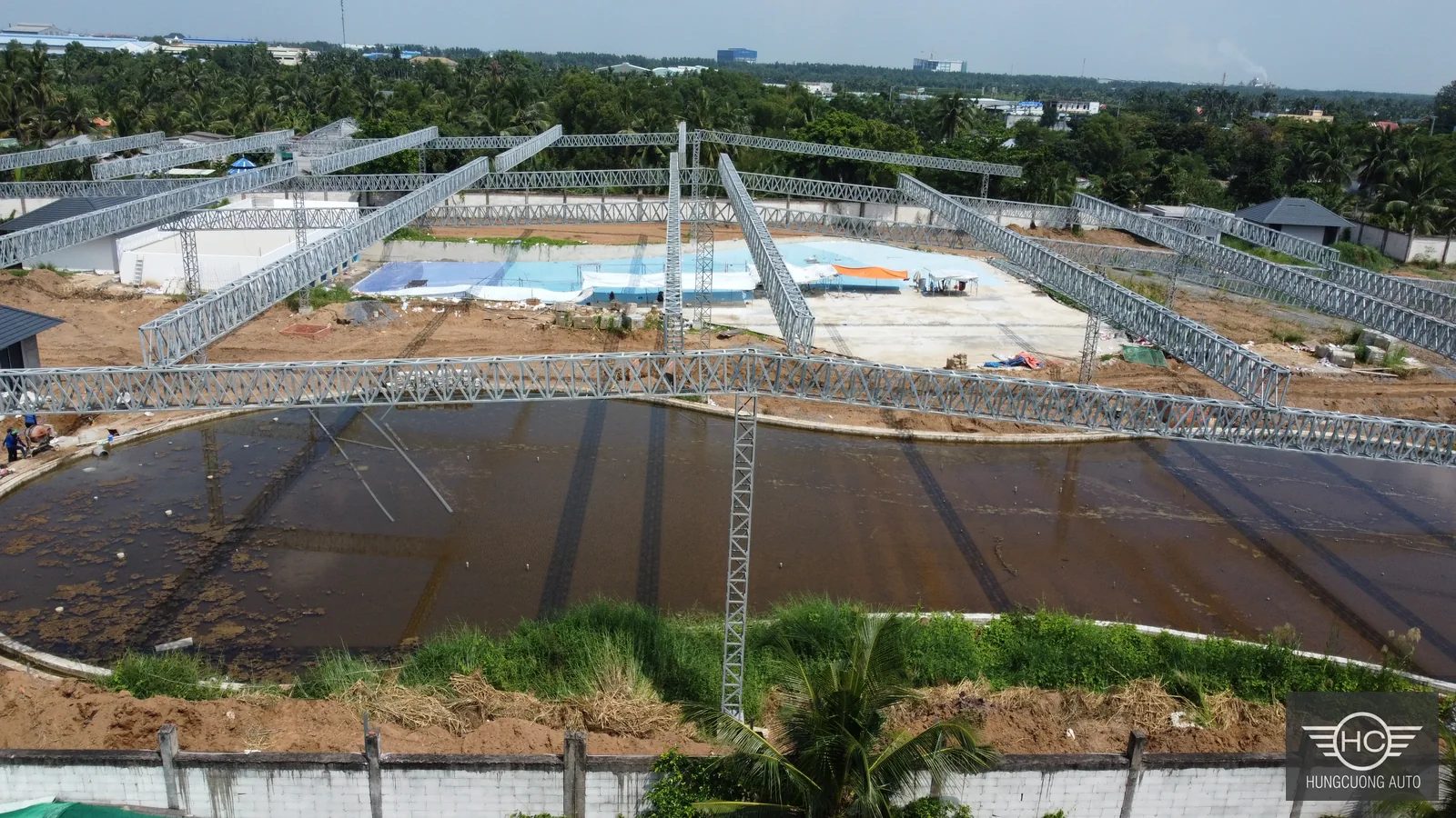 Hiện trạng khung thép tại khu bể bơi Vân Lại Viên