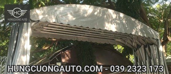 Nếp bạt và thanh ngang khi mái vòm thu gọn