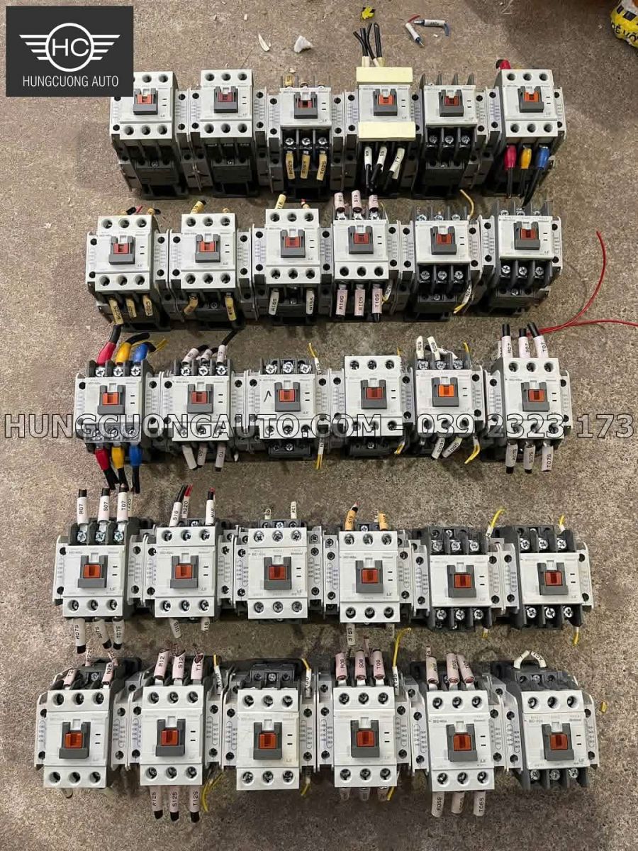 Kiểm tra contactor đảo chiều và tủ điều khiển motor mái che