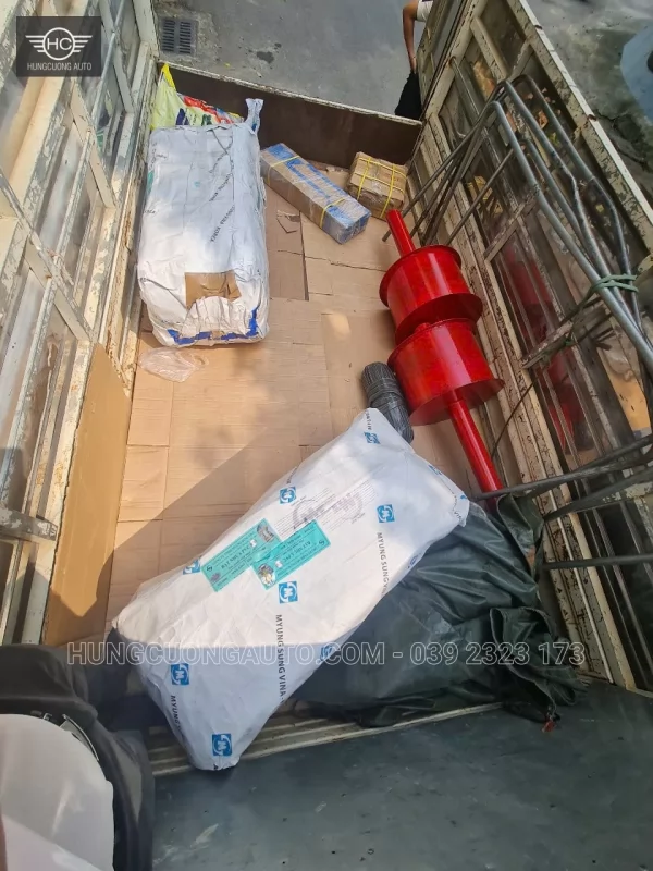 bàn giao vật tư, phụ kiện mái bạt xếp cho khách hàng tại Mê Linh, Hà Nội, phục vụ hai mái có kích thước mỗi mái rộng 6,85 m, dài 19 m - Gia công tại xưởng + giao hàng, Mê Linh Hà Nội, 2026-10-13 - ảnh 2