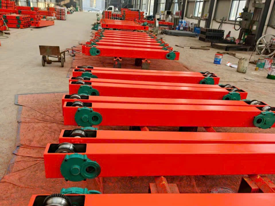 Phụ Kiện Mái Che Di Động Khung Giàn: Ray, Motor, Bánh Xe Và Tủ Điều Khiển