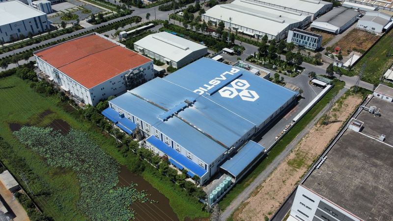 Thi công mái khung giàn, vòm di động nhà máy nhựa Á Đông